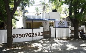 Akc Holiday Home